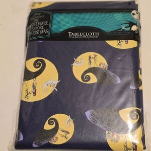Disney Nightmare Before Christmas 70in Round Tablecloth